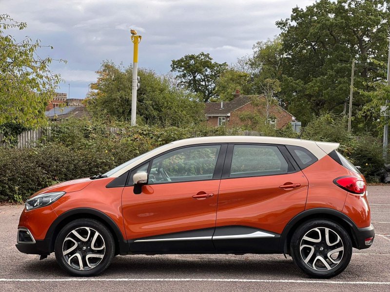 RENAULT CAPTUR