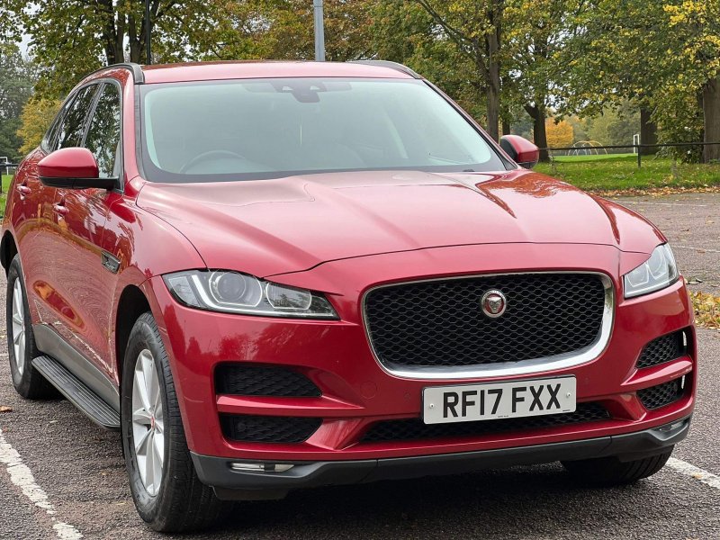 JAGUAR F-PACE