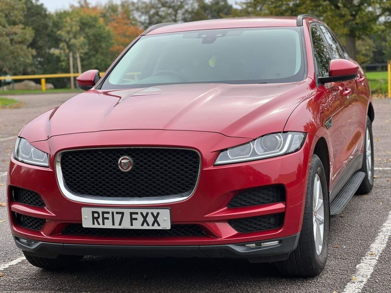 JAGUAR F-PACE