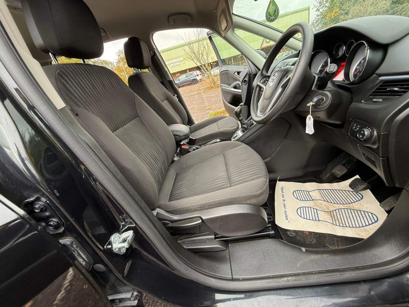 VAUXHALL ZAFIRA TOURER