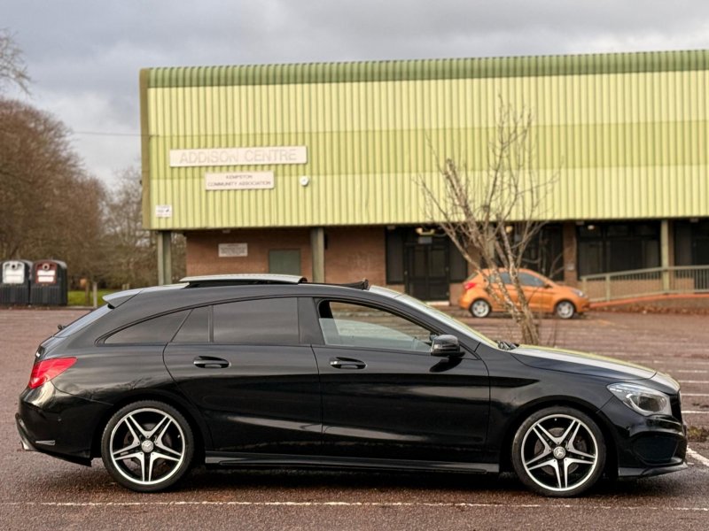 MERCEDES-BENZ CLA