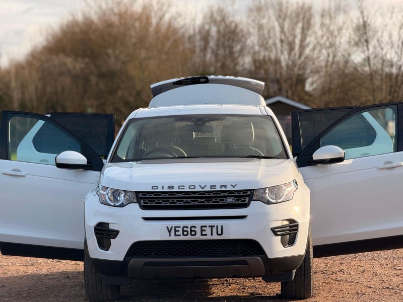 LAND ROVER DISCOVERY SPORT