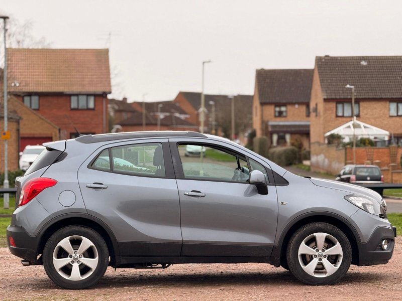 VAUXHALL MOKKA