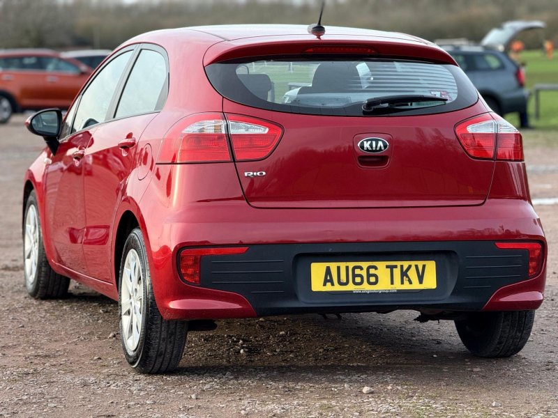 KIA RIO